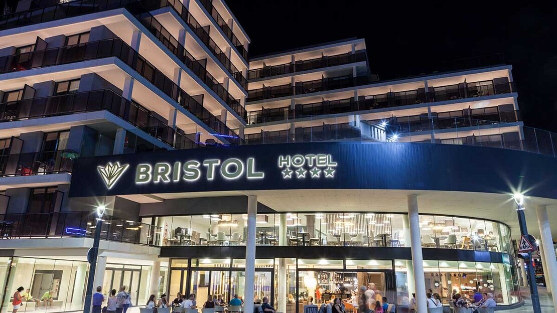 Bristol Airport Park And Fly Hotels www.holidaygems.co.uk